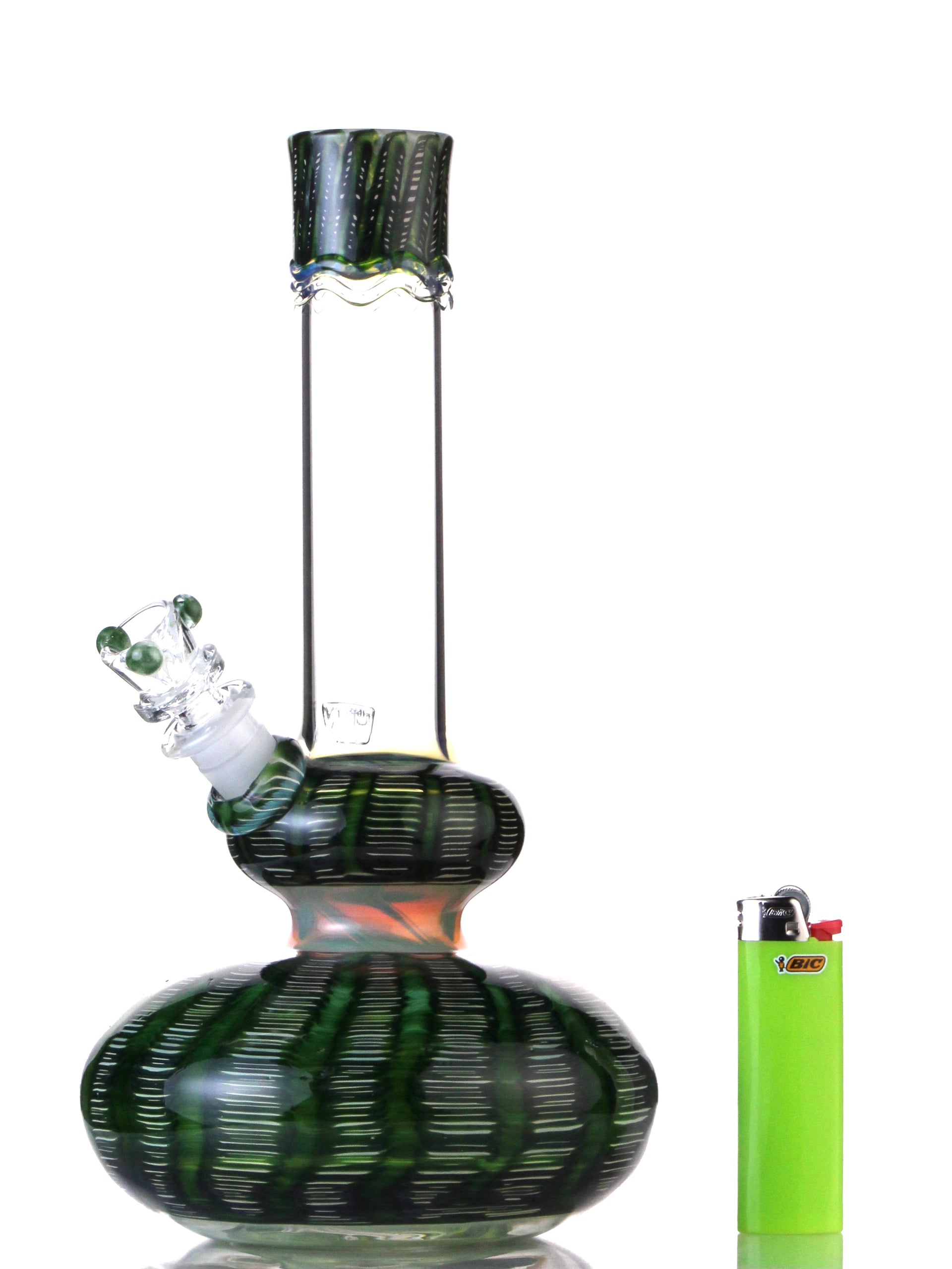 hvy glass green raked beaker bong